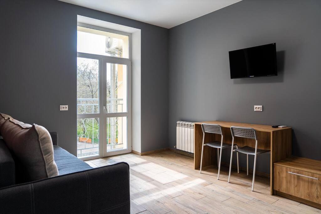 Apartment In The Heart Of Chernigov Exterior foto